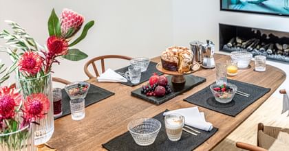 Nachtmann Ethno and Minerva table setting 4000x2100px